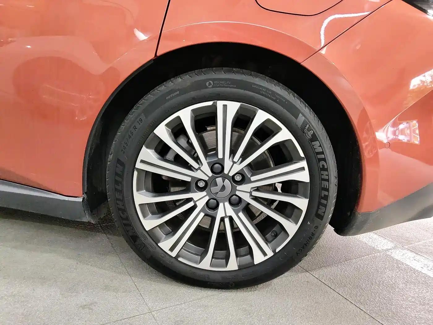 NIO ET5T 2023 75kWh Touring — миниатюра 16