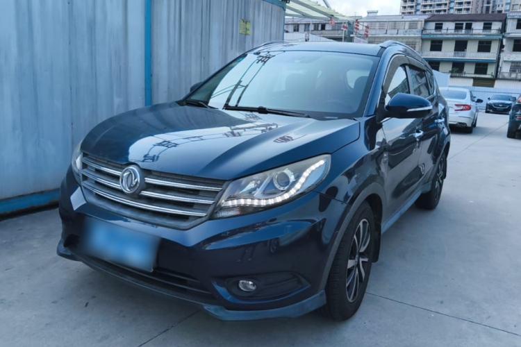 Dongfeng Fengon 580 2016 1.5T Manual Luxury Edition